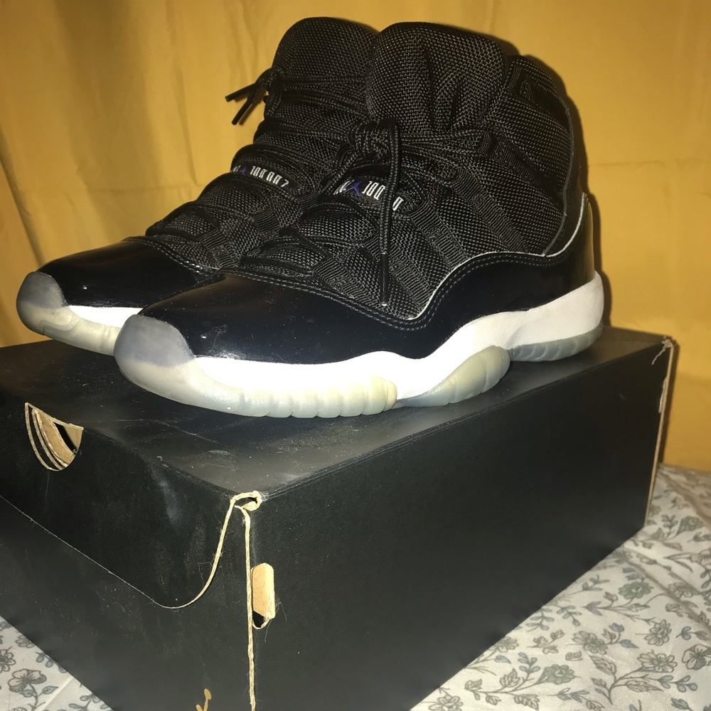 Space Jam 11 2016 Retro BG Air Jordan’s